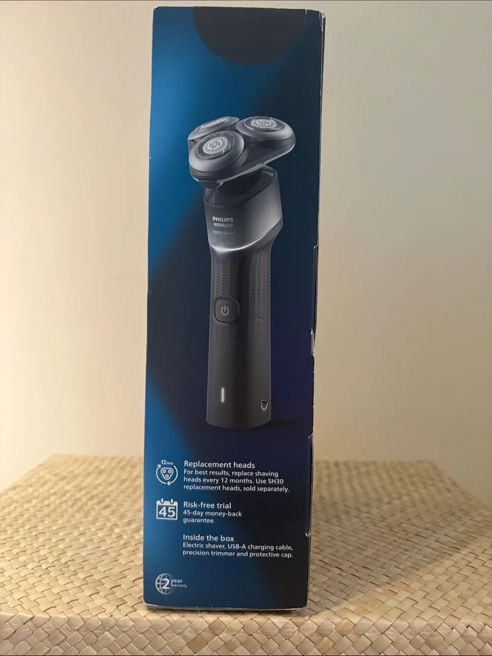 New Sealed Philips Norelco Shaver 5000X Skin Protect Black Wet Dry SkinGlide